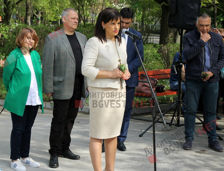 ГЕРБ, БСП и ВОЛЯ се обединиха за изграждането на чешма в чест на дарителите – „Дари живот“ – ВИДЕО