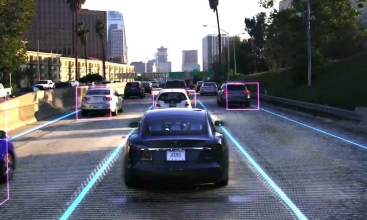 Мъск анонсира суперкомпютър, автопилот от пето ниво и роботизирани таксита