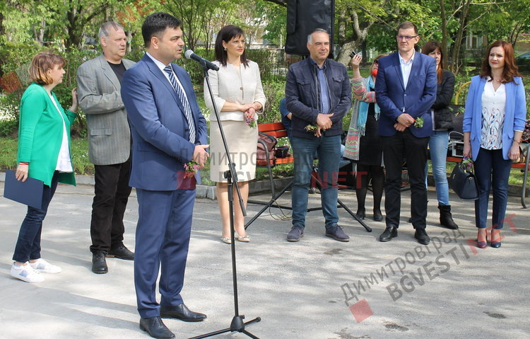 ГЕРБ, БСП и ВОЛЯ се обединиха за изграждането на чешма в чест на дарителите – „Дари живот“ – ВИДЕО