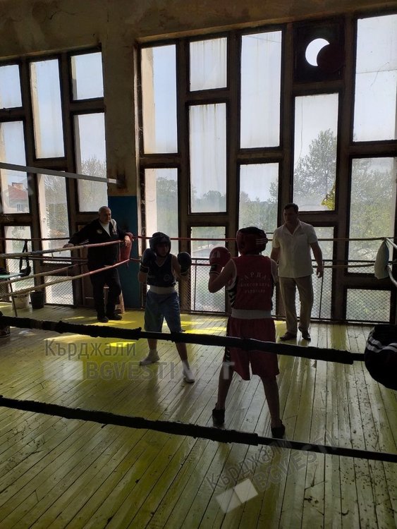 Перфектно организиран турнир по бокс се проведе в Кърджали с апел за борба с дрогата