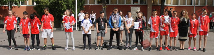 Патронен празник чества днес ОУ "Пенчо Славейков"