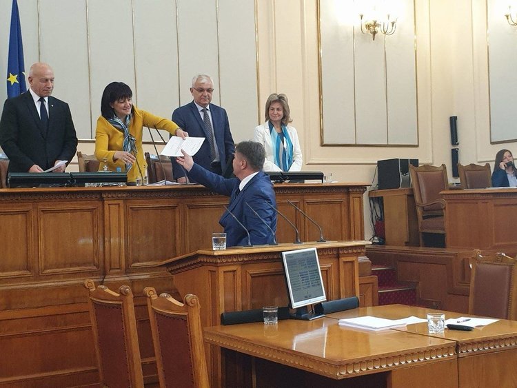 Митко Полихронов се закле като народен представител