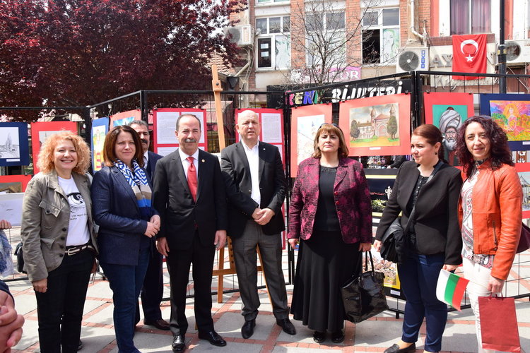 За поредна година младите творци от Одрин и Кърджали доказаха,  че за изкуството и приятелството няма граници