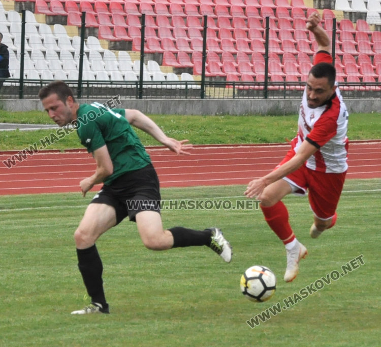 ФК "Хасково" и "Свиленград" с равенство 2:2 на "Ямача"