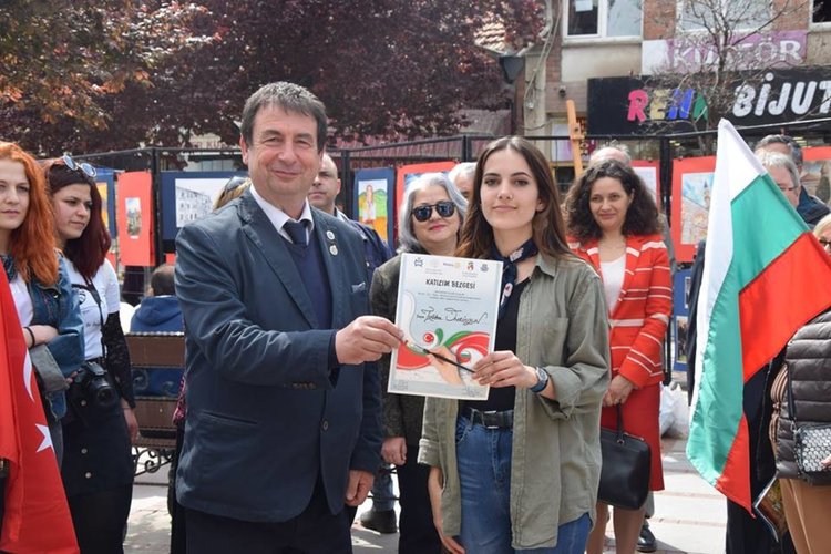 За поредна година младите творци от Одрин и Кърджали доказаха,  че за изкуството и приятелството няма граници