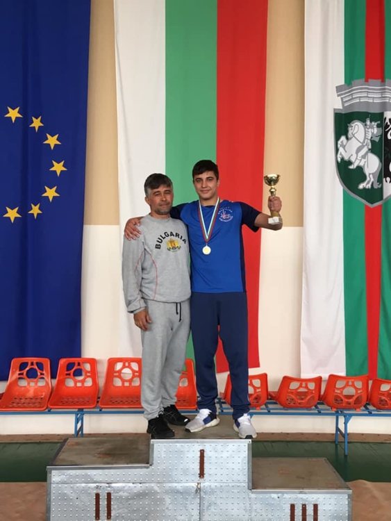 Още една отборна купа за борците на Димитровград