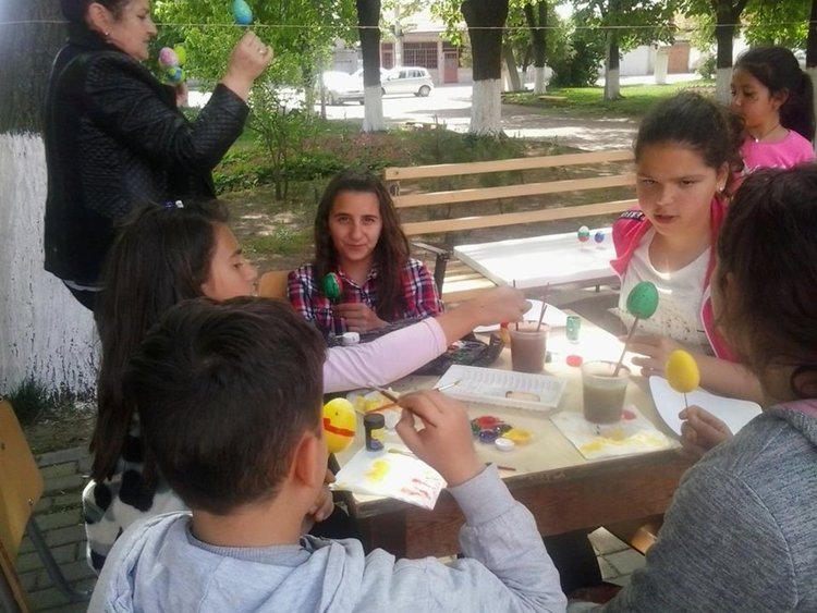 В село Градина децата твориха с любов и прозрение на Велики четвъртък
