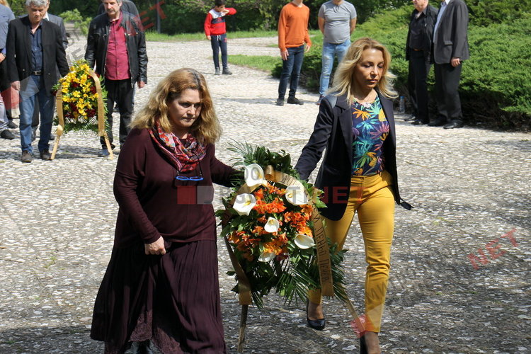 Почетоха паметта на поета Пеньо Пенев - Човек се ражда, за да даде другиму любов.