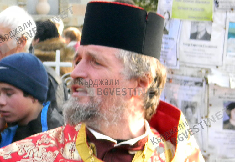 Отец Петър Гарена