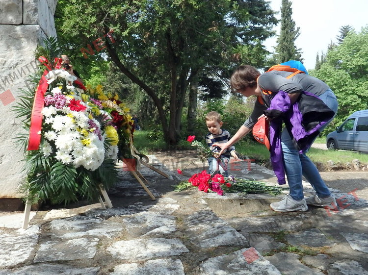 Почетоха паметта на поета Пеньо Пенев - Човек се ражда, за да даде другиму любов.