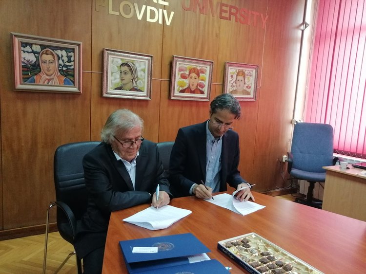 Ирански специалисти ще помагат за създаването на уникален български сорт шафран