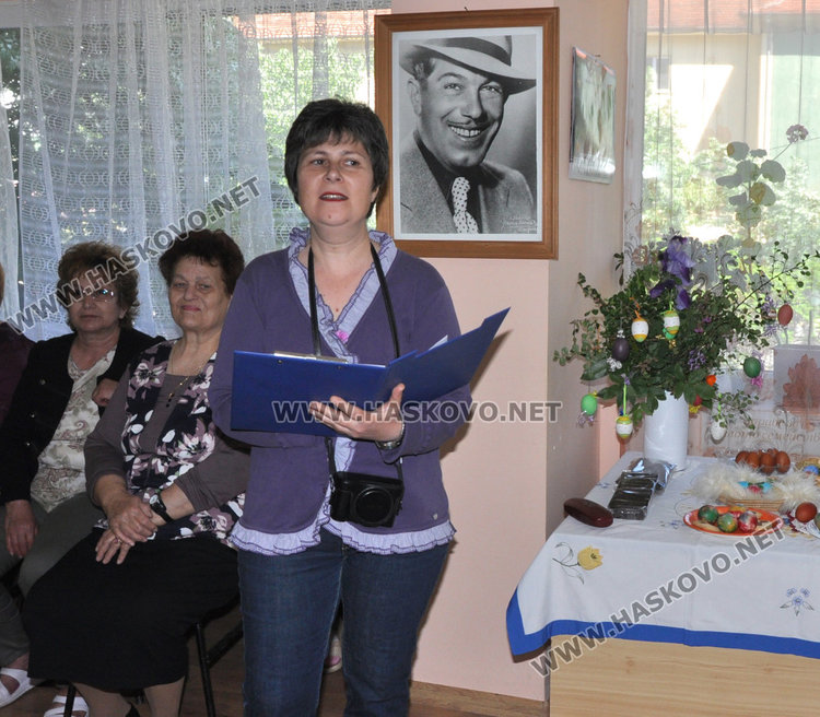 Конкурс за най-красиво яйце в „Ари” и поезия за великденските празници