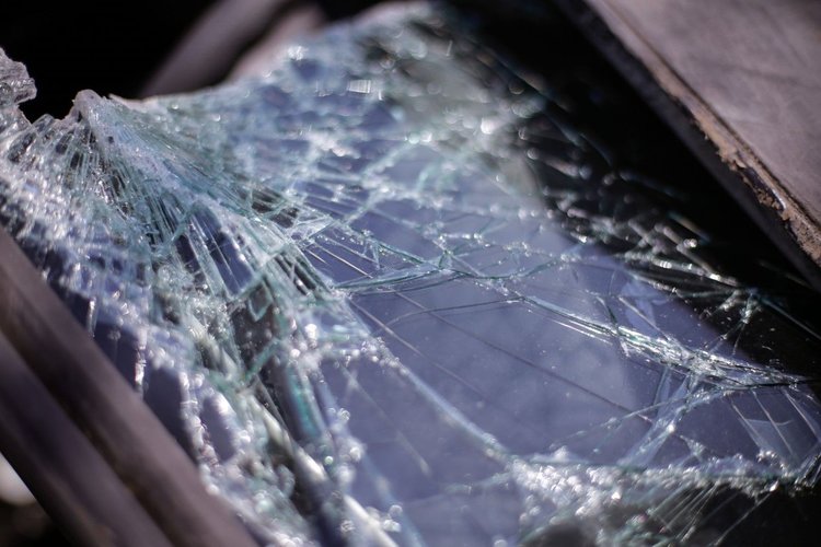 Катастрофиралият бус с българи в Румъния е на фирма без лиценз