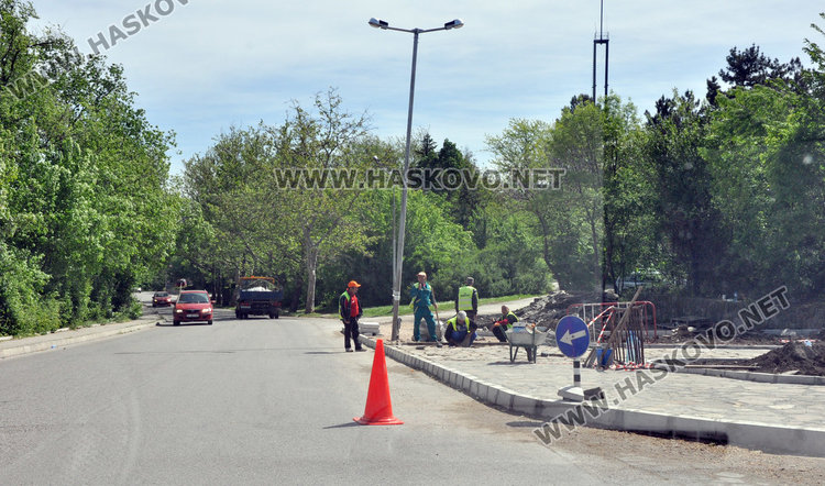 Предстои ремонт на камбанарията на „Ямача” заради падаща мазилка