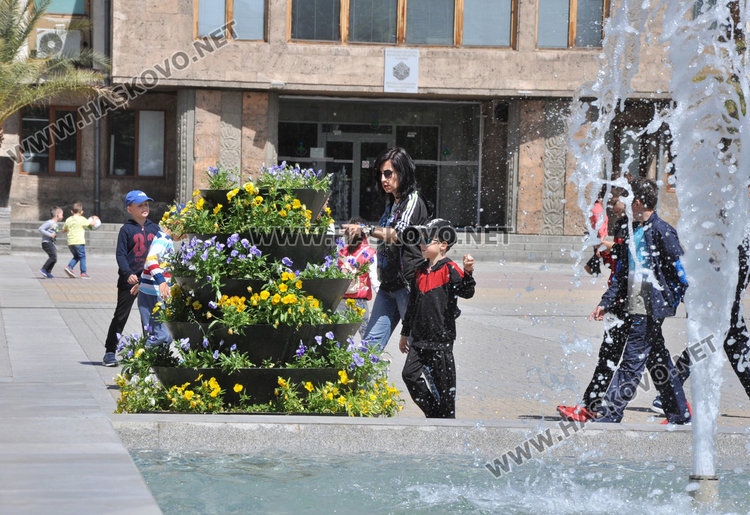 Оживление по парковете на 1 май