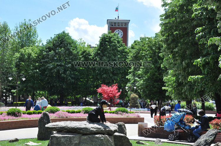 Оживление по парковете на 1 май