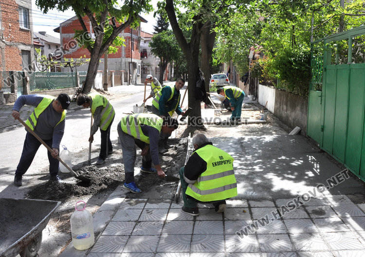 Предстои ремонт на камбанарията на „Ямача” заради падаща мазилка
