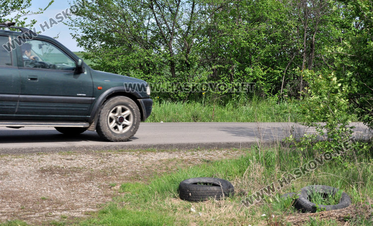 Ново сметище от автомобилни гуми край Хасково