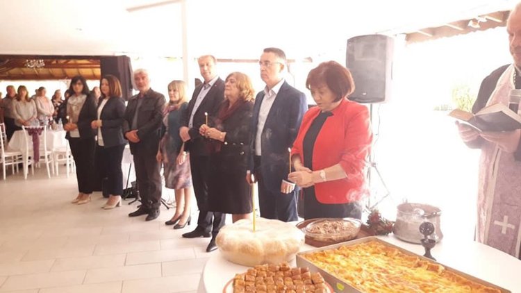 КНСБ даде курбан за здраве в Кърджали, свещеник и имам с молитви