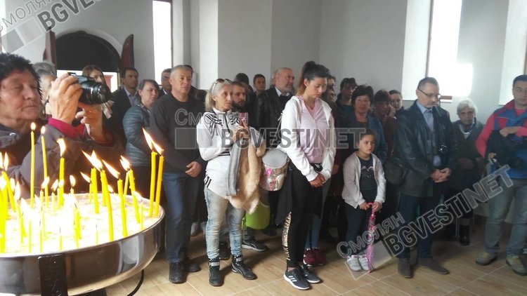 Тържествено осветиха изцяло обновената църква "Свети Атанасий Велики", светецът е пазител на Златоград