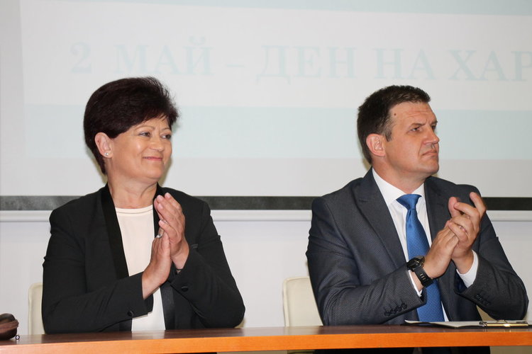 Треньорът по лека атлетика Димитър Карамфилов е Почетен гражданин на Харманли