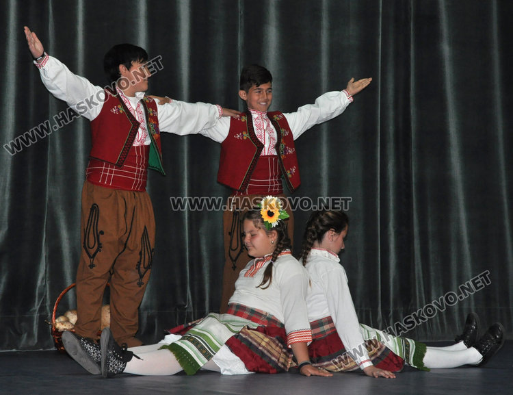 Журито на Националния фестивал на камерния танц в Хасково "лови" таланти