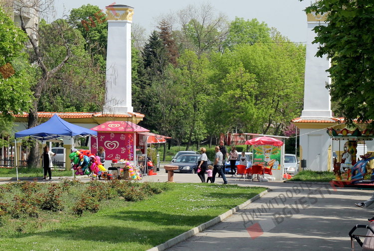 Защо посетителите в парк „Вапцаров“ намаляват?