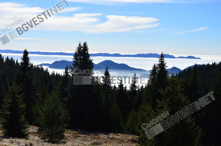 Облачно и валежно във вторник, температурата пада