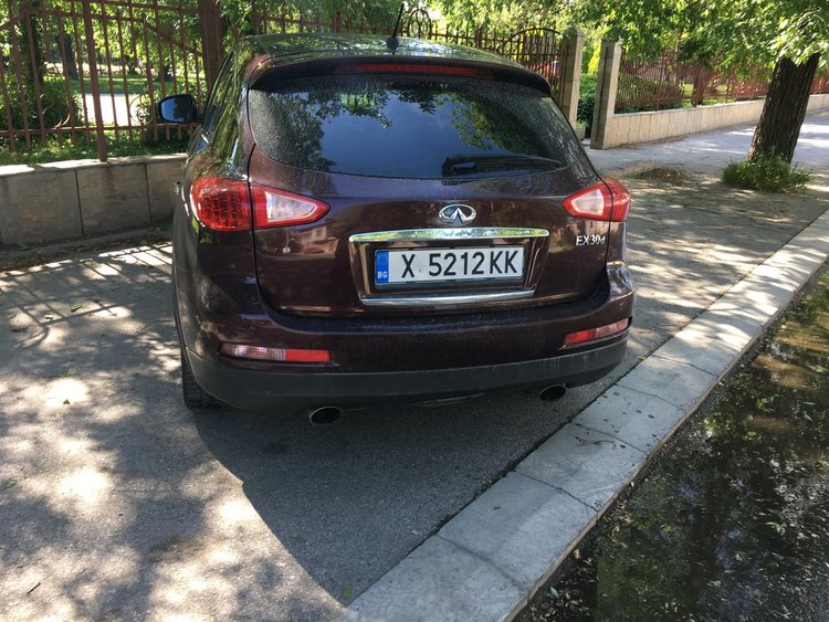 Хасковлия: шофьори превземат тротоара до Градската градина