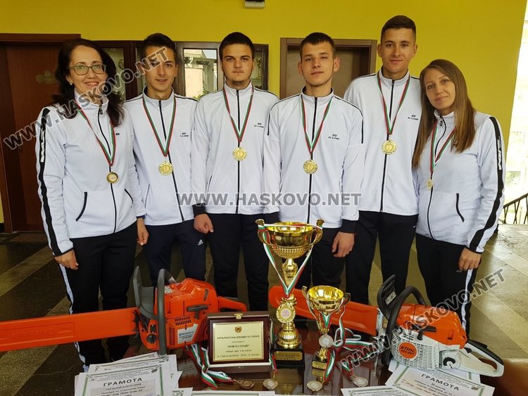 Царската гимназия в Хасково е златен медалист от Национално състезание по Горски многобой
