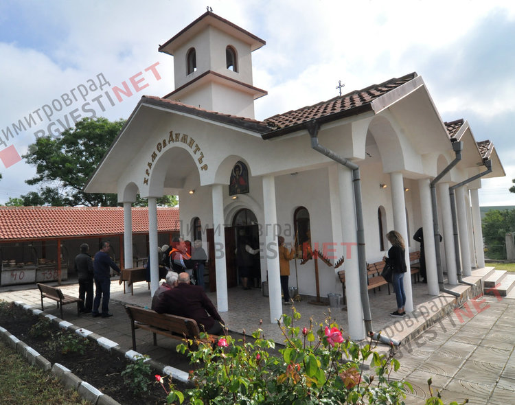 В с. Длъгнево се радват на свой храм след 91 години чакане