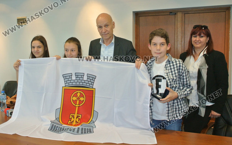 Ученици от Хасково заминават за обучение в Космически лагер в Измир