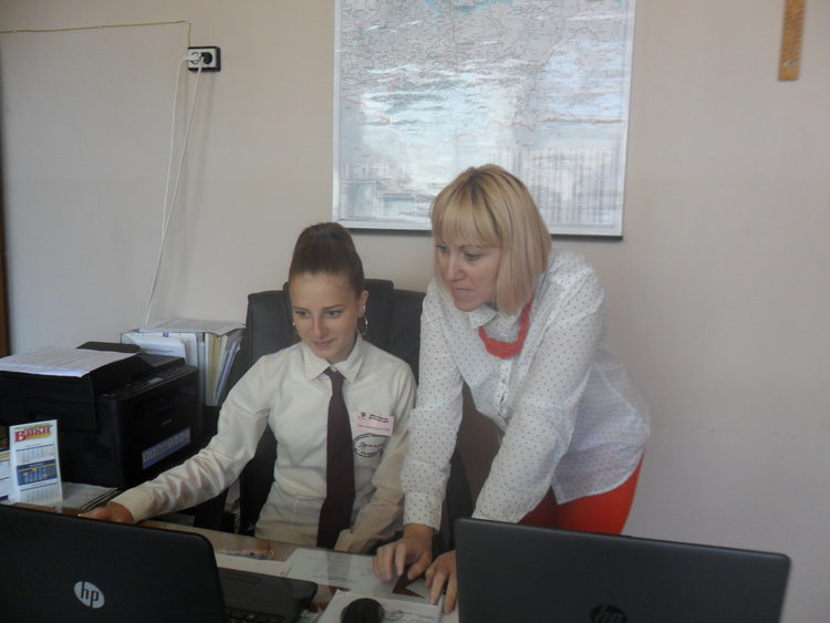 Ден на ученическото самоуправление и Ден  на Европа  в ПГ по туризъм „Проф. д-р Асен Златаров” гр. Кърджали