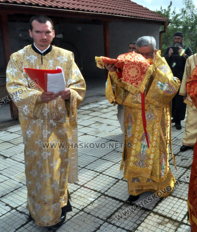 В с. Длъгнево се радват на свой храм след 91 години чакане