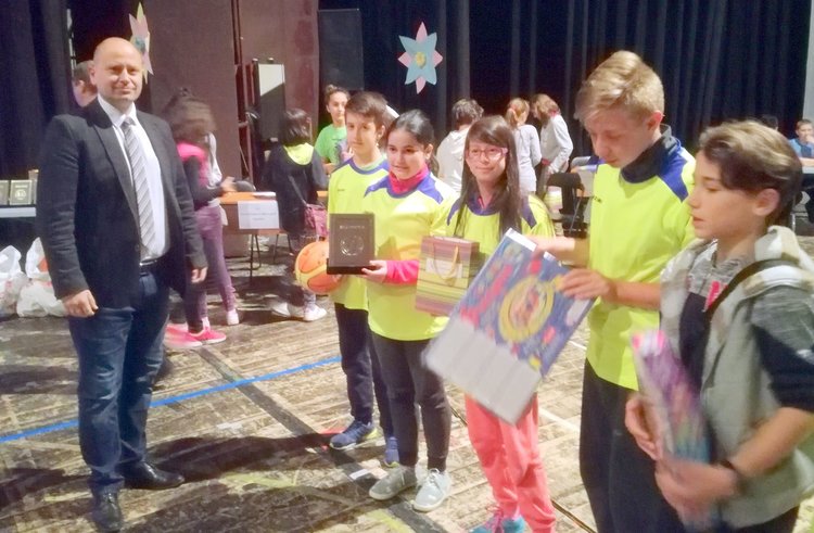 Състезание-викторина събира петокласниците от Община Смолян