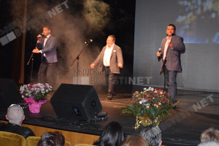 Мария Габриел в Кърджали:  ГЕРБ ще извади България от периферията на Европейския съюз