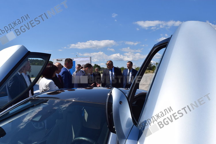 Премиерът Борисов откри четвърти завод на „Теклас България”, това е петата му визита във фирмата