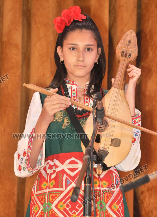 Млади таланти от 16 музикални школи  на сцената в Хасково