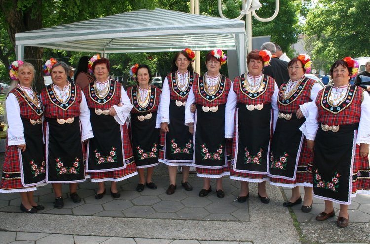 Дебърските баби от читалище "Пробуда" - Дебър