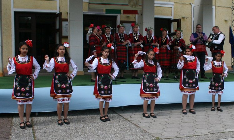 ДТЦ "Изворче" съвместно с ГИФ от село Дълбок извор