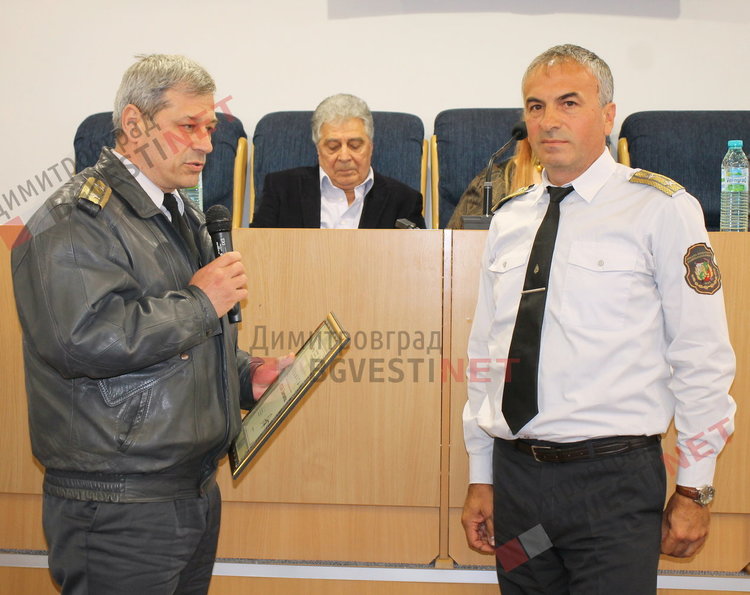 Връчиха 6 награди за принос в развитието на община Димитровград – ВИДЕО