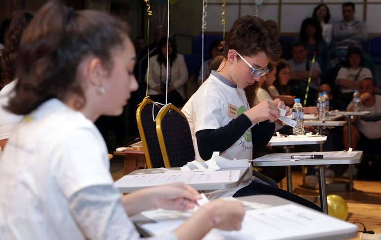 Ученичка от Хасково е първа в конкурса „Пазим езика си“