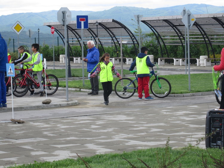 Първомайските велосипедисти са без грешка в дисциплината "Първа помощ"