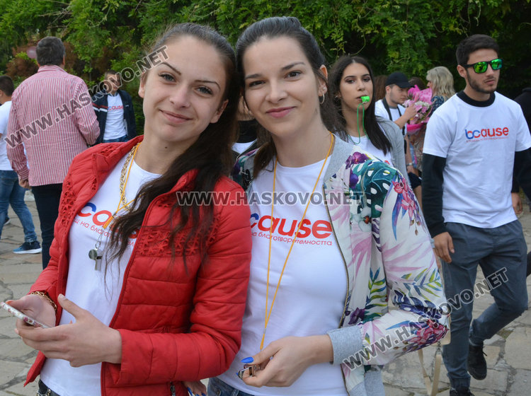 В Царската гимназия връчиха две награди „Достоен Асеновец“