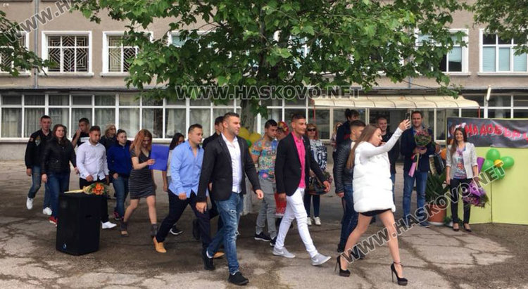 Патронен празник и изпращане на шампиони в Спортното