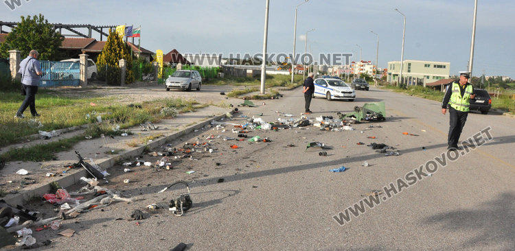 Пасат се разби между Бадема и Болярово, жена е в болница