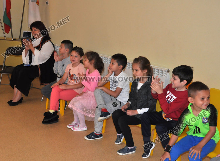 В детска градина „Слънце“ знаят що е то ручило и коя гайда е каба