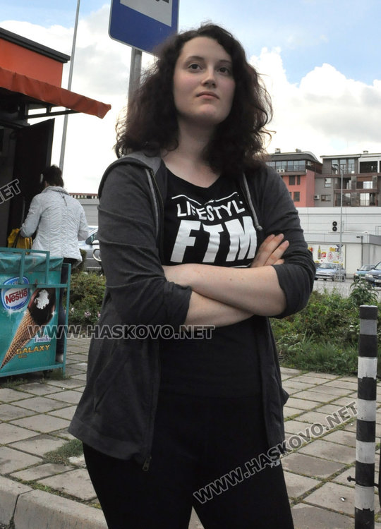 Ситроен и учебен автомобил катастрофираха до "Лебеда" в Хасково