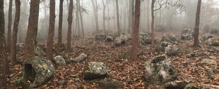 Откриха още от мистериозните "делви на мъртвите" в Лаос