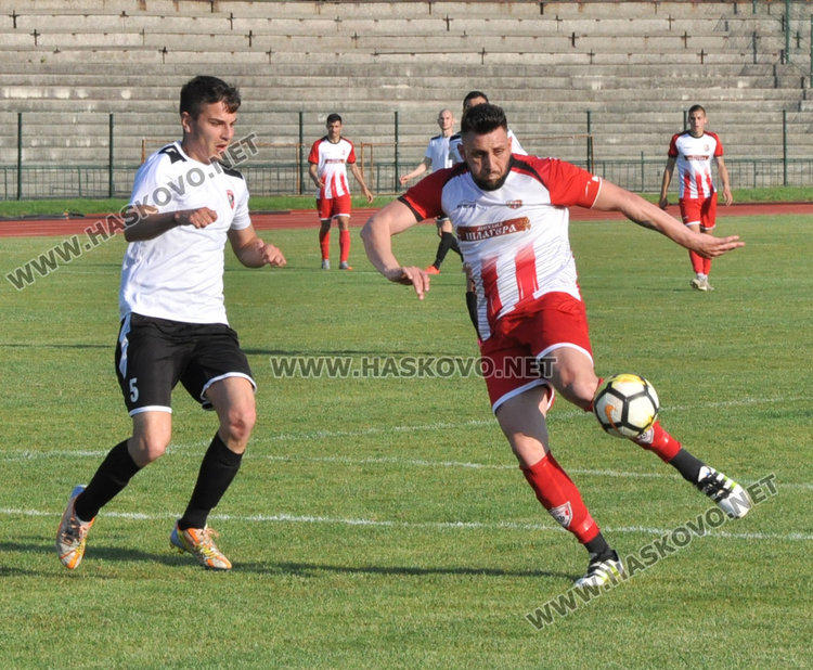 ФК "Хасково" победи "Карнобат" с 2:0 на "Ямача" 